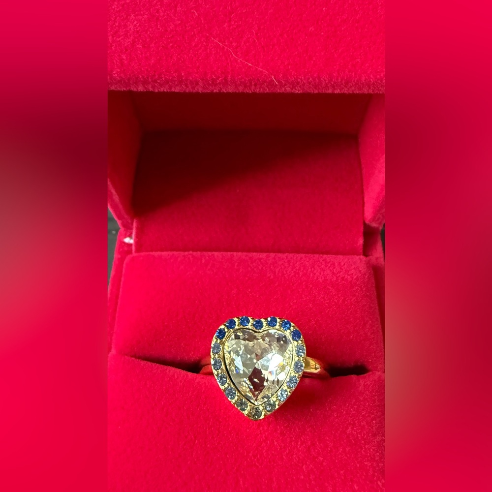 New Kurt Geiger Ring NWT size 7 or 8 boxed